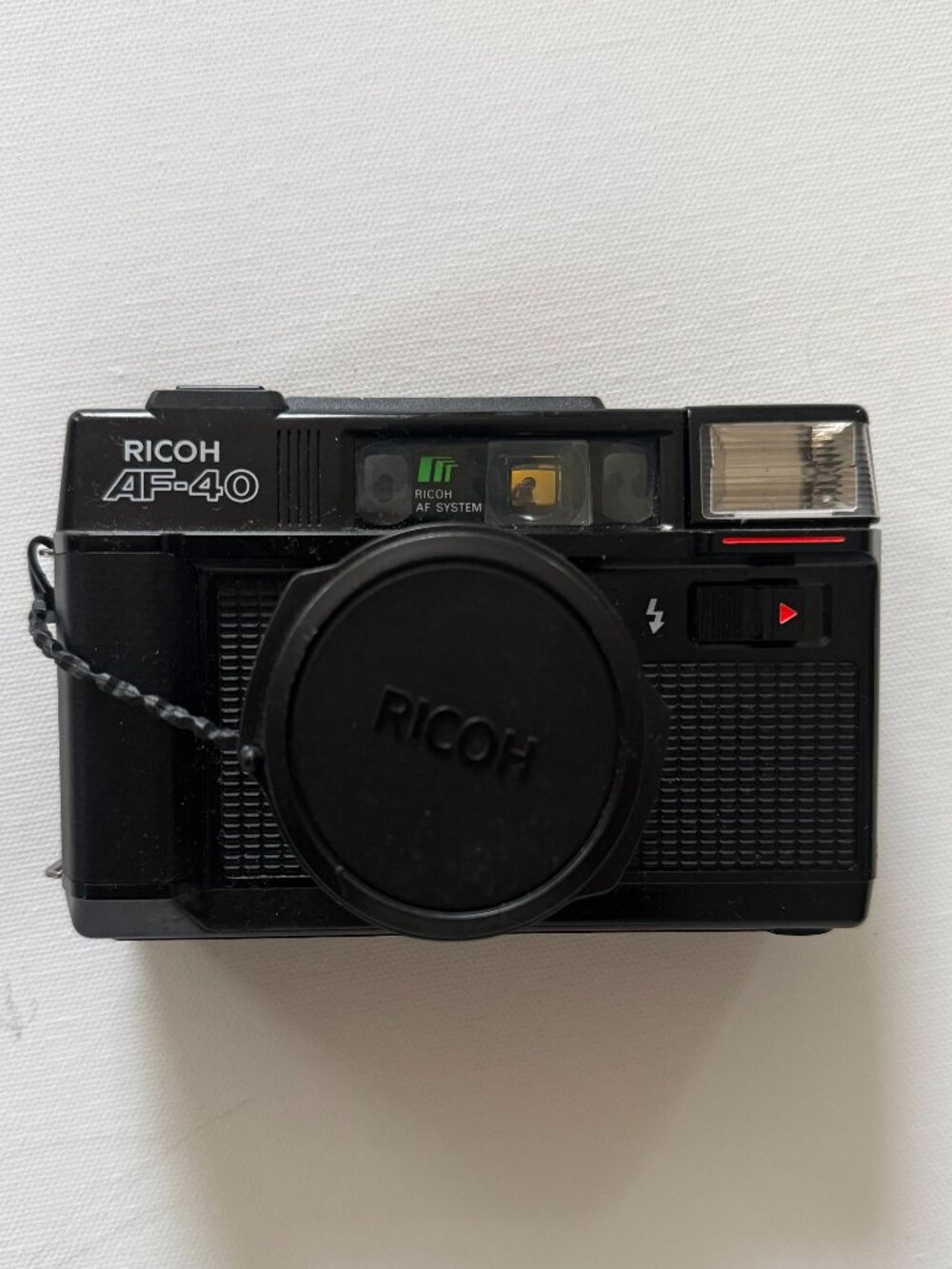 Ricoh AF-40 38mm Film Camera – Point & Shoot – Used w/ Case